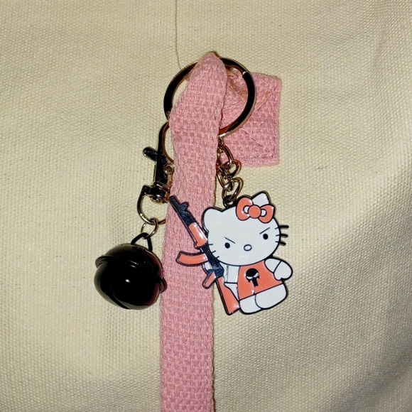 Bows and Hearts 💕 Hello Kitty Shoulder Tote - Picture 7 of 11